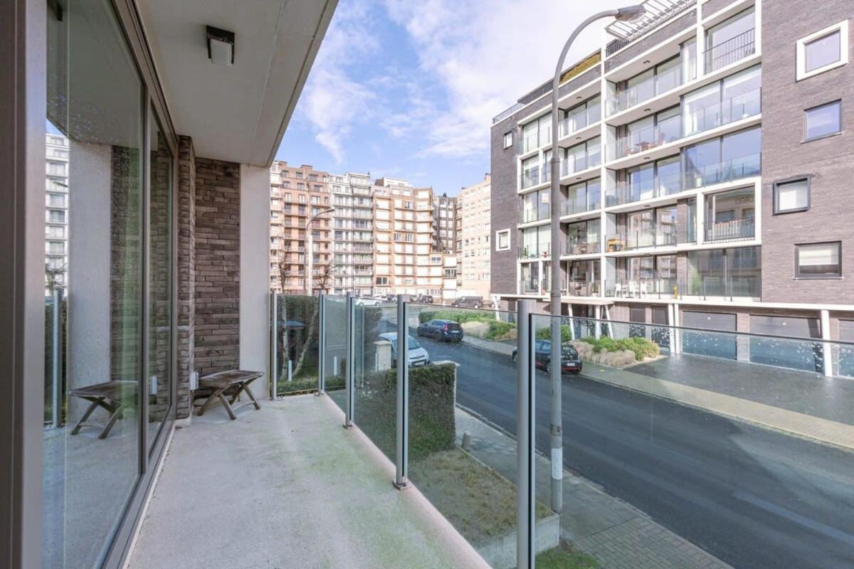 Bright Apartment Nearby The Beach In De Haan Exterior foto